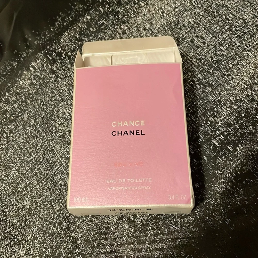 Chanel Chance EAU Vive perfume 3.4 oz box only - Picture 1 of 2